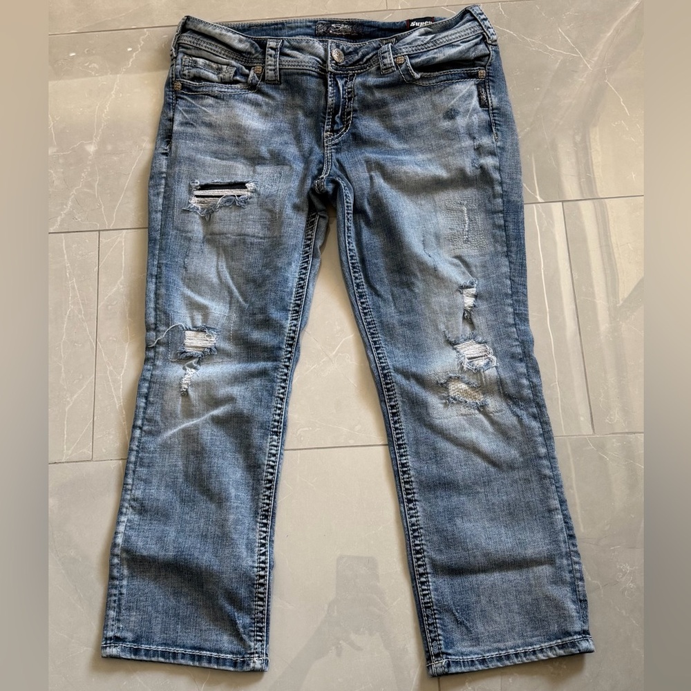 Silver Suki Distressed Mid Capri Size